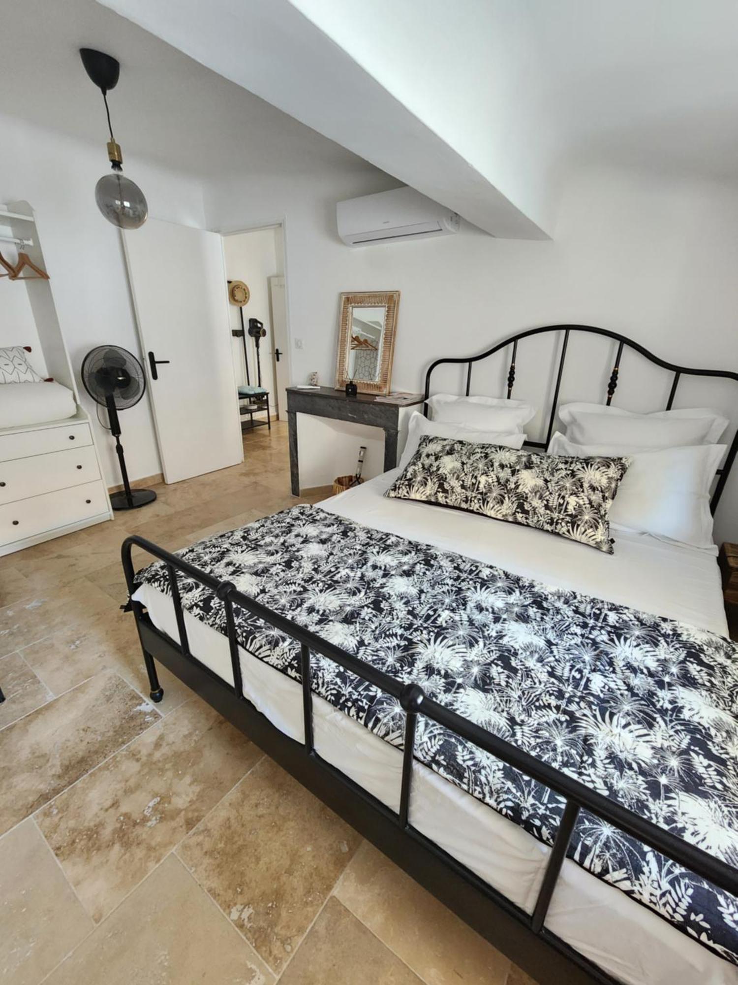 Le Beffroi De Gaston Climatise Apartment Aix-en-Provence Exterior foto